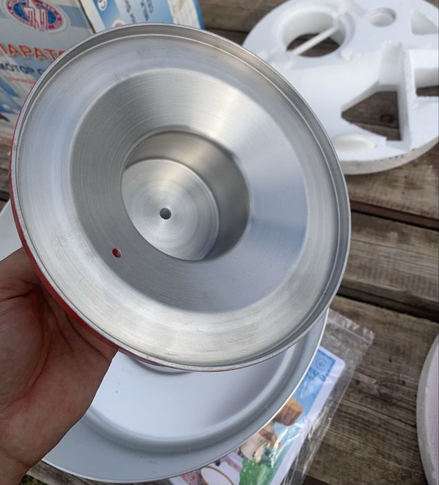 Продам сепаратор мотор січ-100.