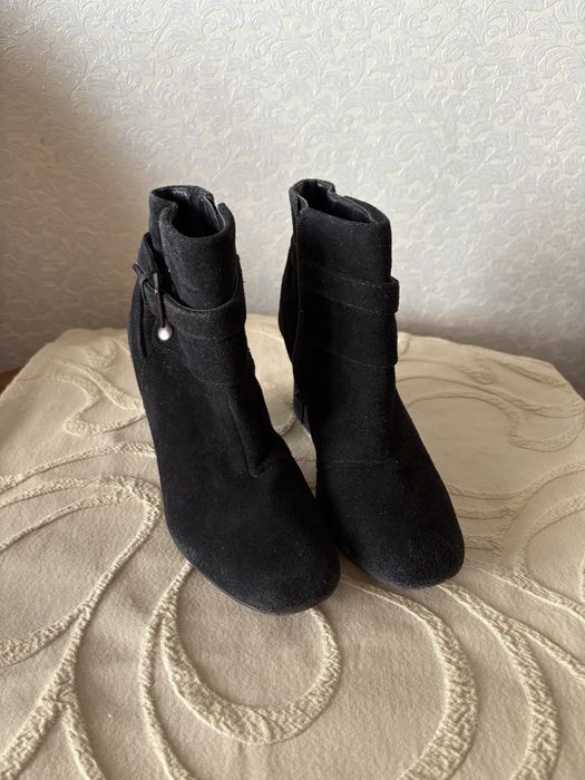 Обувь б/у 5000 . Кожа