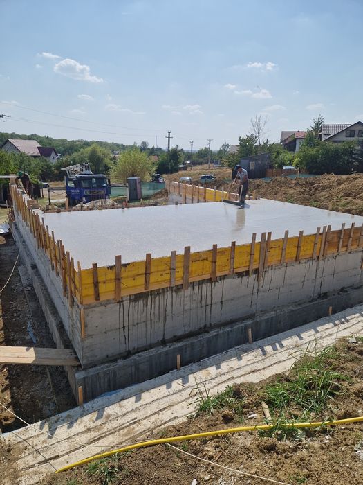 Garduri / Case / Construcții / Betonari