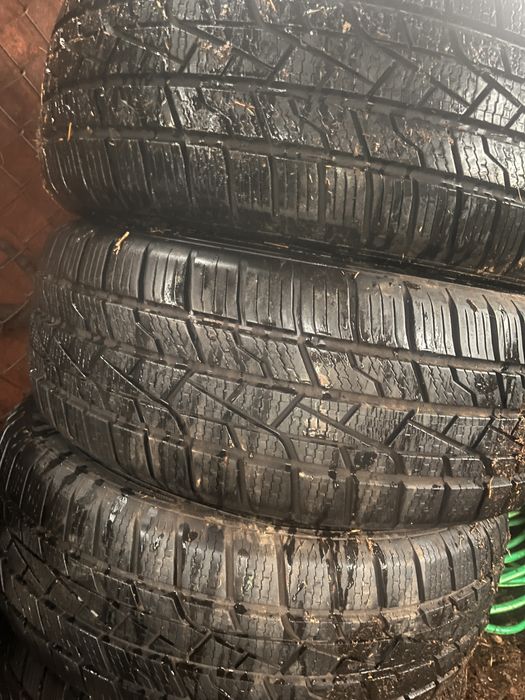 Vînd set 4 cauciuguri M+S noi 0 KM 225/55/17