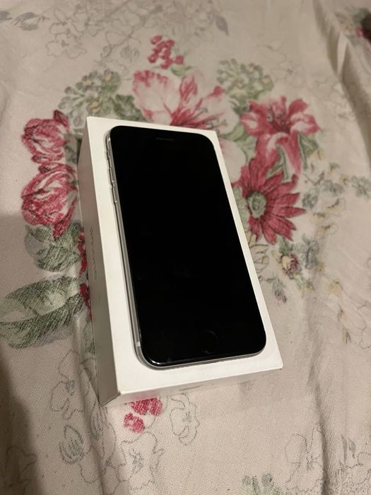 Iphone CE 2