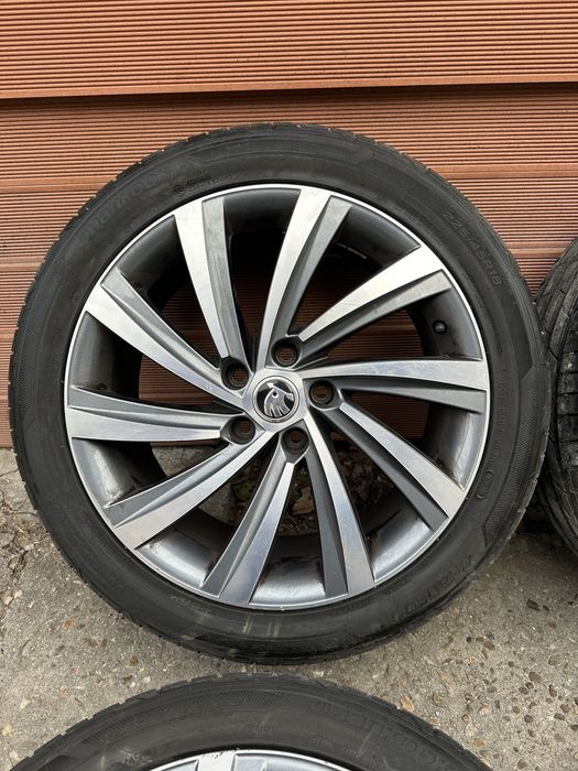 Jante Skoda Octavia Perseus / 225 45 18 Hankook vara ca noi