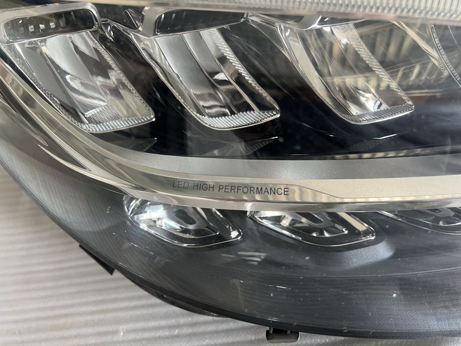 Mercedes C class/Ц класа W205 Facelift фар/фарове