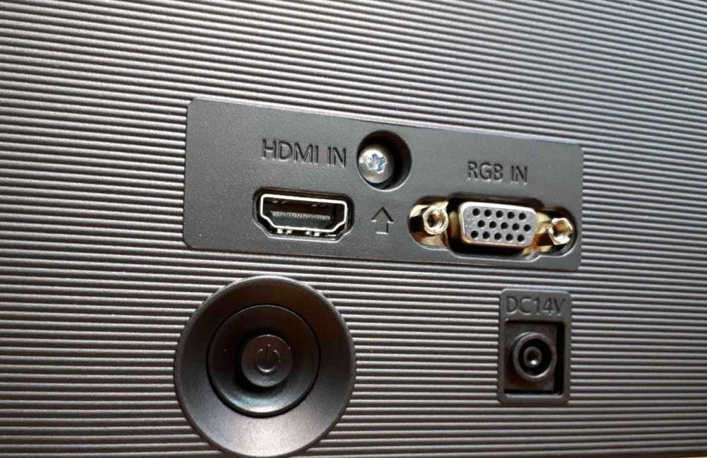 Samsung 22 дюйма. За 50% цены.