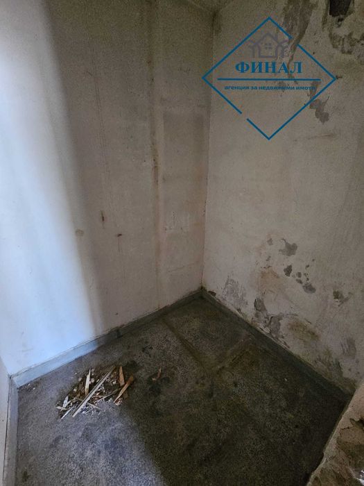 Продава се Тристаен апартамент в Шумен, Боян Българанов 1 - 76 кв.м за 1141 €/кв.м - Снимка #2