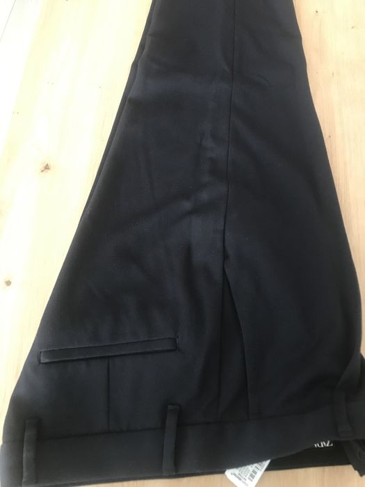 Pantaloni barbati slim fit ZARA