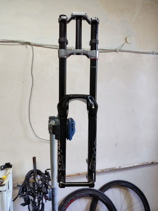 Вилка rockshox boxxer 2022 ultimate