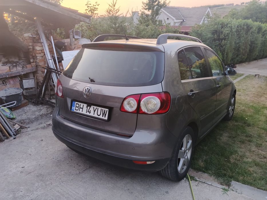 Vw golf plus.