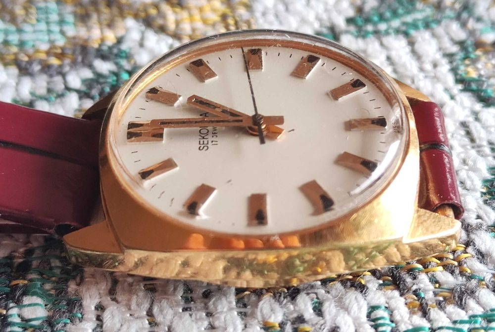 Мъжки часовник Секонда/Ракета Sekonda 17 jewels Позлатен 20 микрона