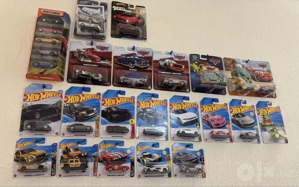 Hot Wheels main, silver premium
