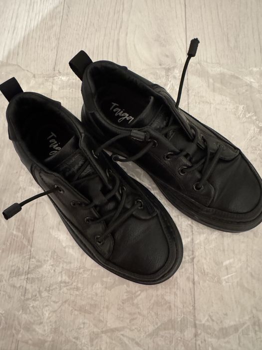 Туфли новые на мальчика