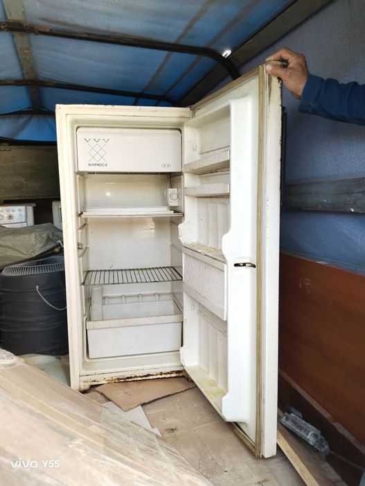 Продам холодильник