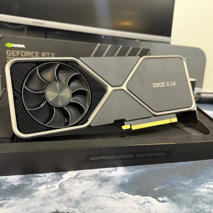 Видеокарта RTX3080 Founders Edition