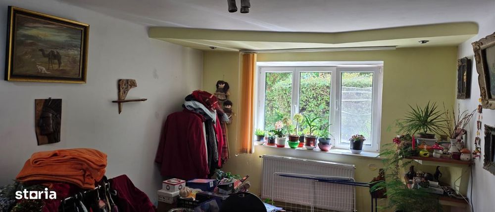 Apartament 2 camere in Zarnesti, demisol/2, SU 52 mp, decomandat!