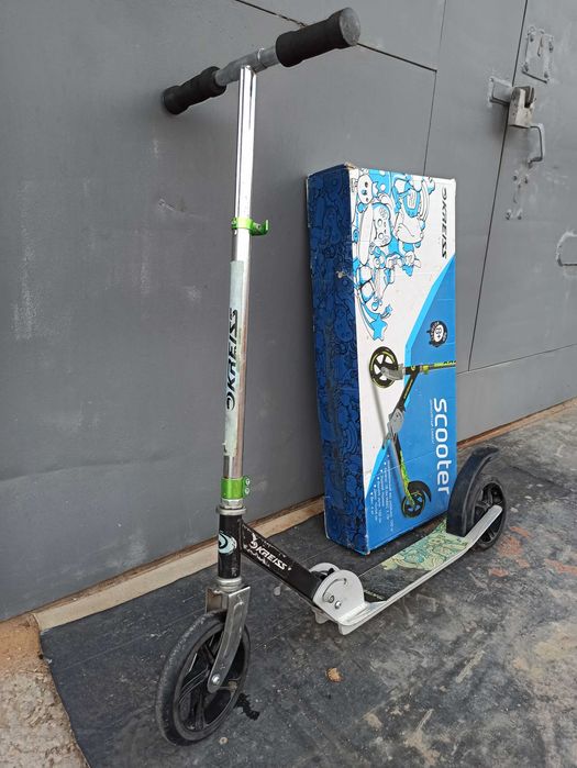 Продам двухколесный самокат