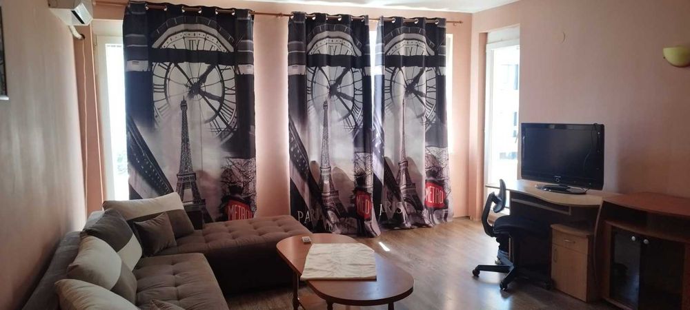 Продава се Двустаен апартамент в София, Витоша - 70 кв.м за 1372 €/кв.м - Снимка #2