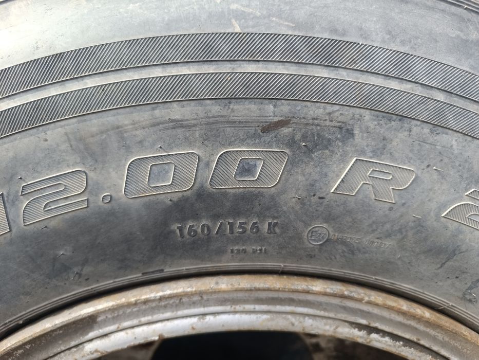 Балоны 160/156К БУ 2 шт с дисками.