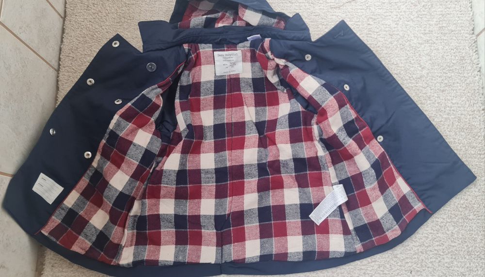 Palton, pardesiu Zara nou 80 cm