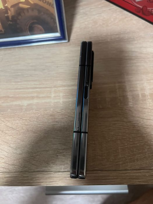 Телефон Galaxy The Fold 4 512 МБ