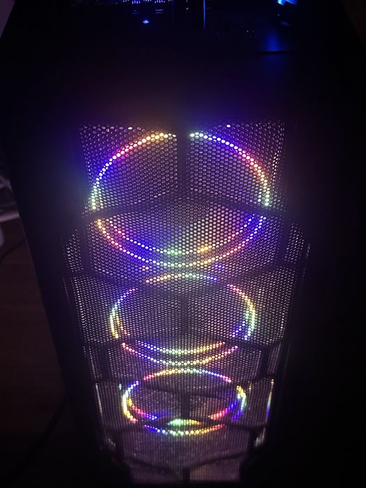 Продам срочно компьютер для игр и работы