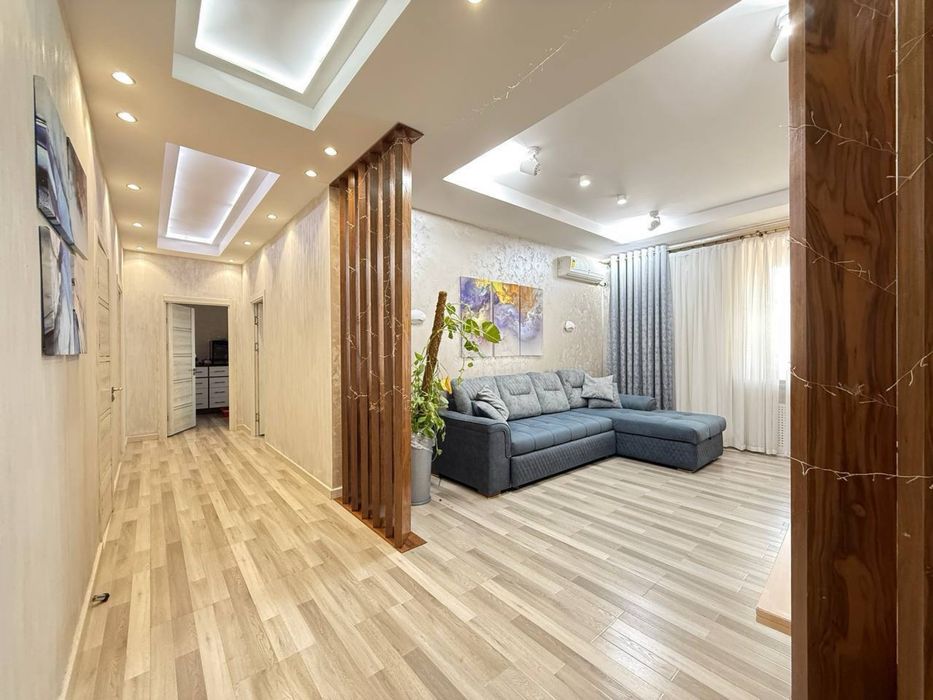 Квартира метро Шахристан 4/6/7 140 м2