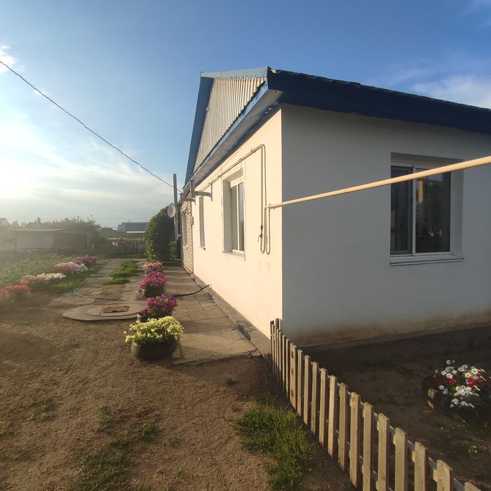 Продам дом п.Октябрьский (г.Лисаковск)