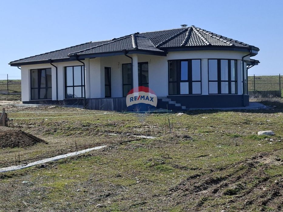 Нова къща в обл.Варна, с.Кичево, НН