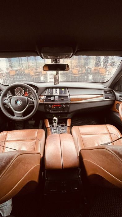 Vând BMW X6 Xdrive 2012 Negru Mat