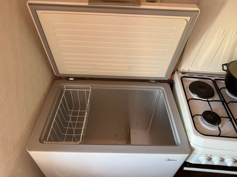 Морозильник б/у , морозильная камера