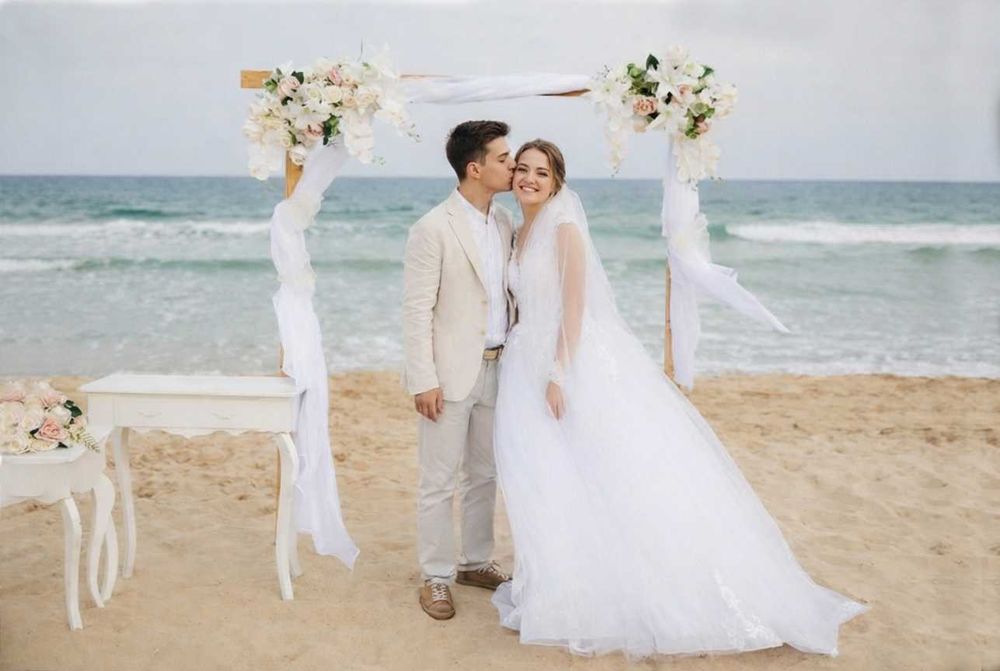 Дървена Бохо Сватбена Арка под наем - различни видове