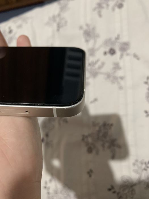 Продам айфон iphone 13