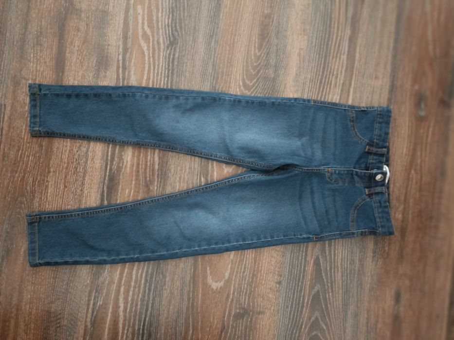 Blugi și salopeta de blugi  6 perechi