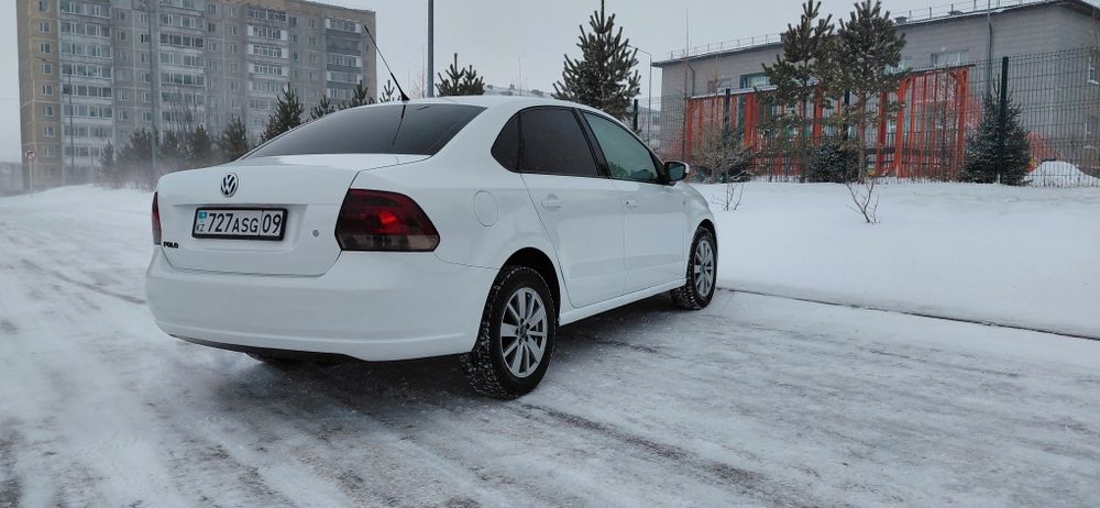 Продам POLO 2013 год