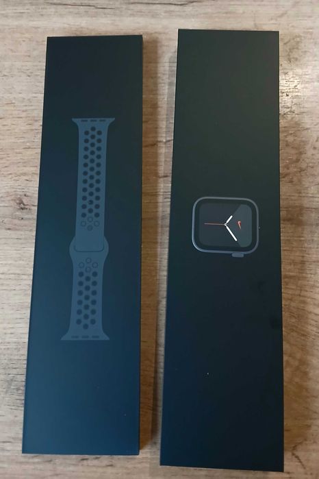 Apple Watch SE 6 Nike Edition
