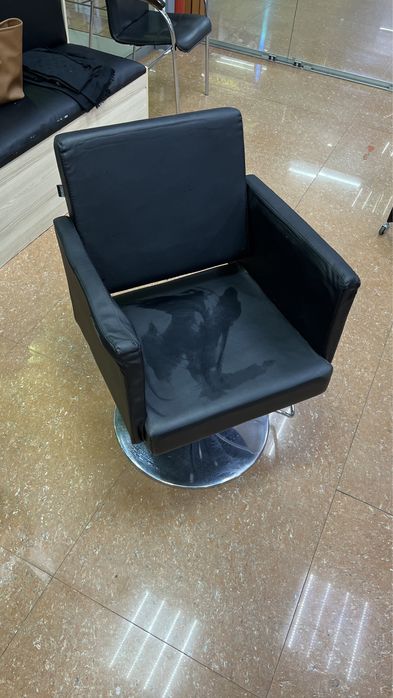 Продам парикмахерское оборудование