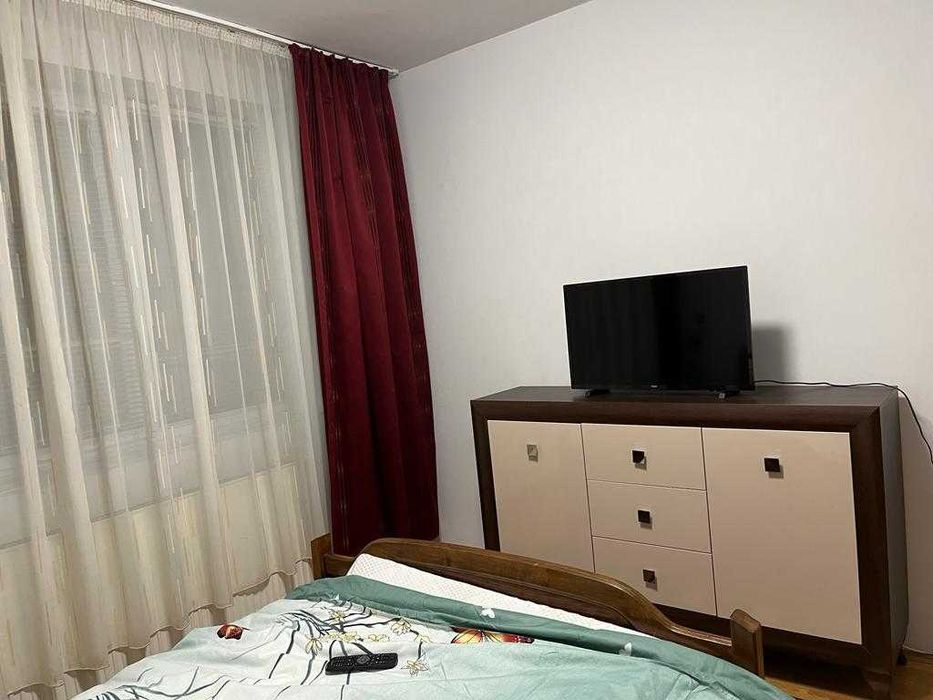 vand apartament 3 camere