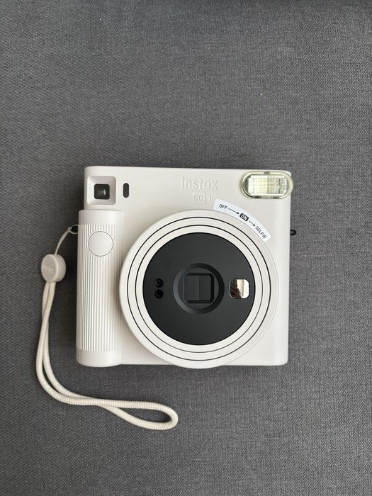 Instax sq1 chalck white