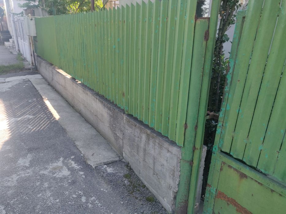 Vând gard și porți