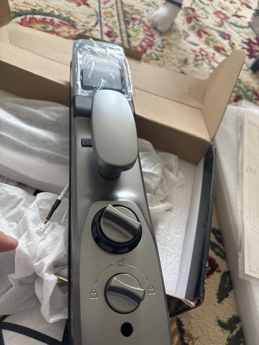 Электронный замок с камерой