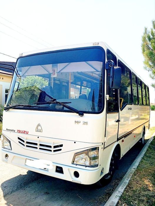 Isuzu NP 26 Avtobus