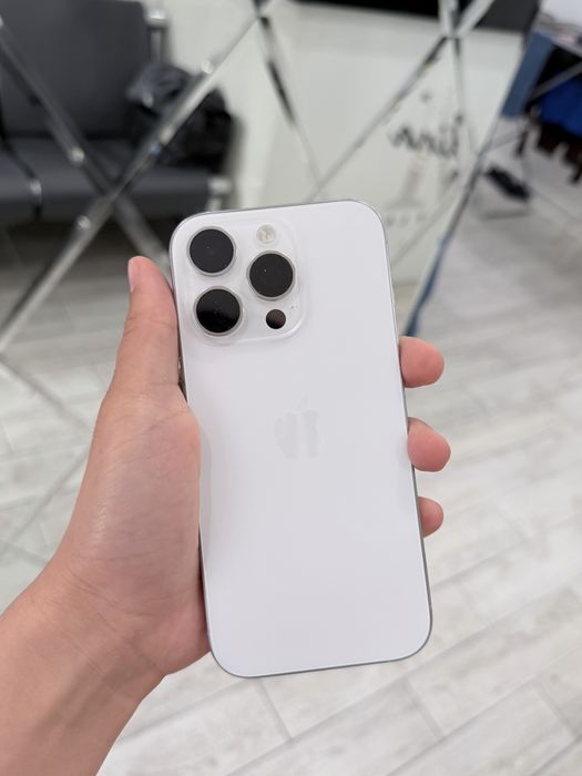 Iphone 16 pro с гарантией