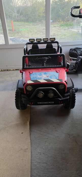 Акумулаторен Джип