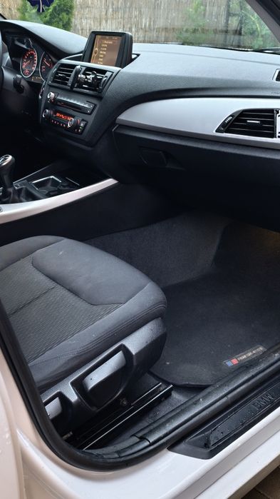 BMW SERIA 1,  116 CP