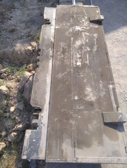 Подъемник от грузового транспорта