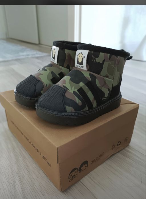 Уги зимние на  годик