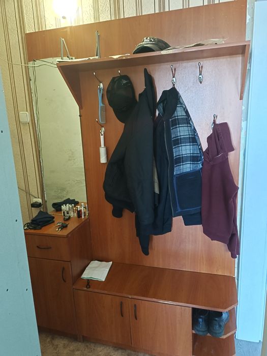 Продам прихожую в хорошем состояние