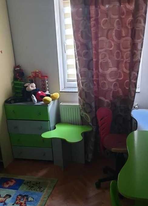 Дава се под наем Тристаен апартамент в Пловдив, Кършияка - 90 кв.м за 339.15 € - Снимка #2