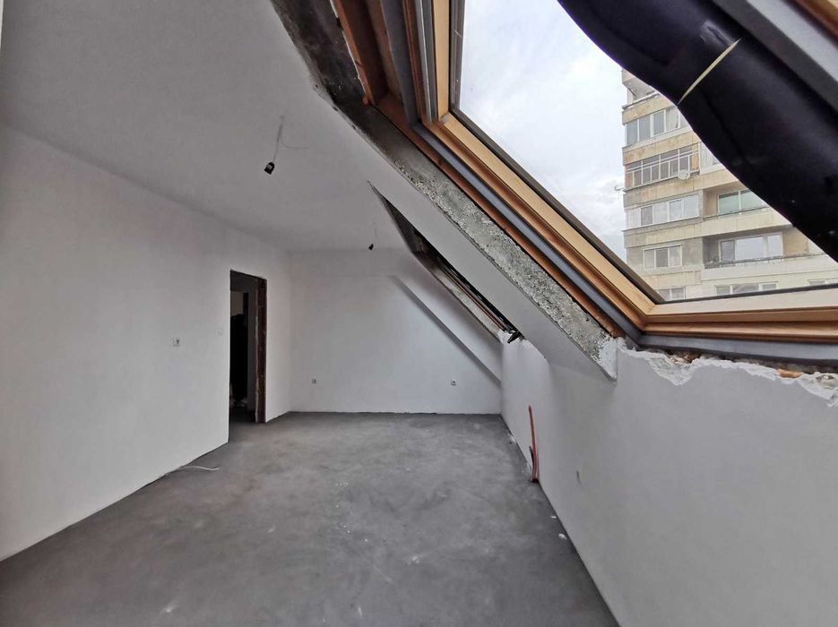 Продава се Тристаен апартамент в Русе, Алеи Възраждане - 87 кв.м за 1253 €/кв.м - Снимка #2