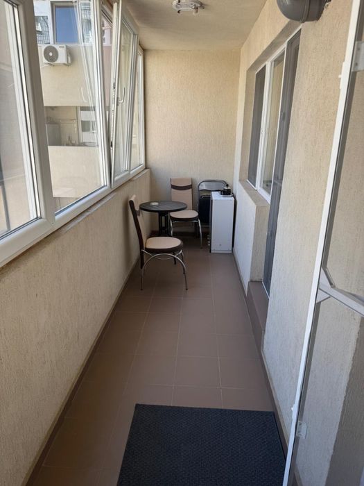 Inchiriez apartament cu 2 camere !