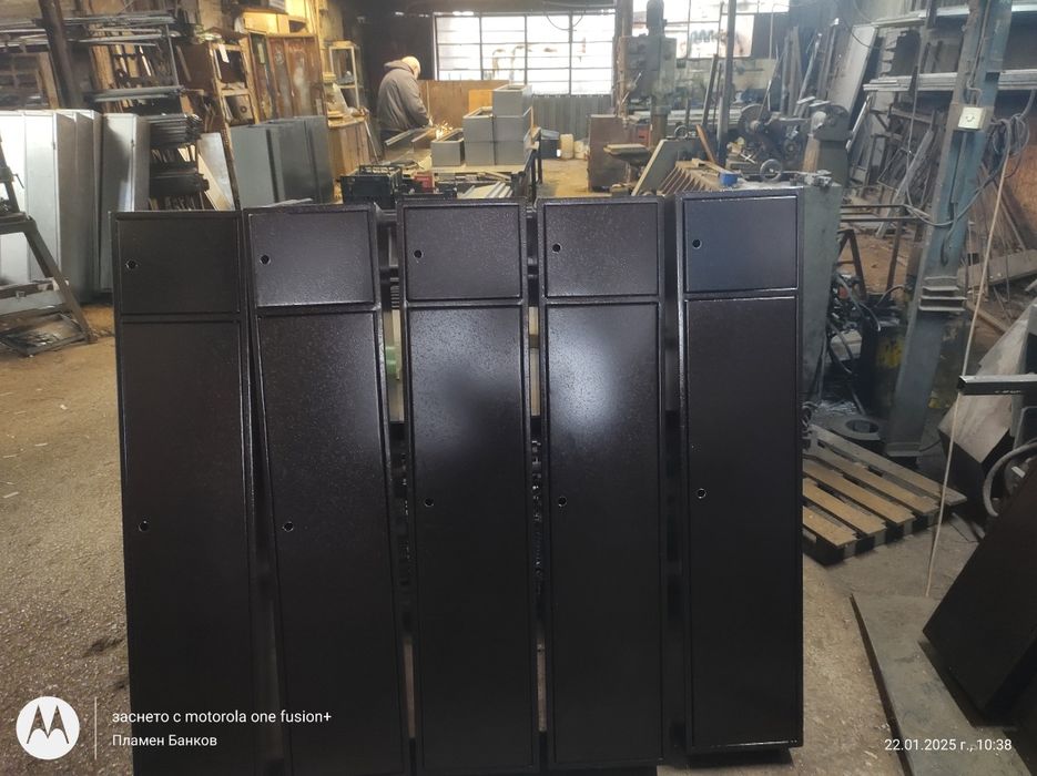 Продавам ловни сейфове